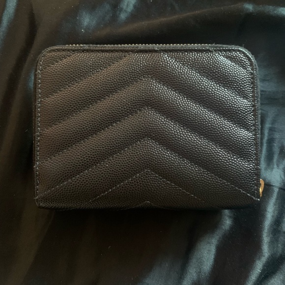 YSL Wallet - Picture 2 of 4
